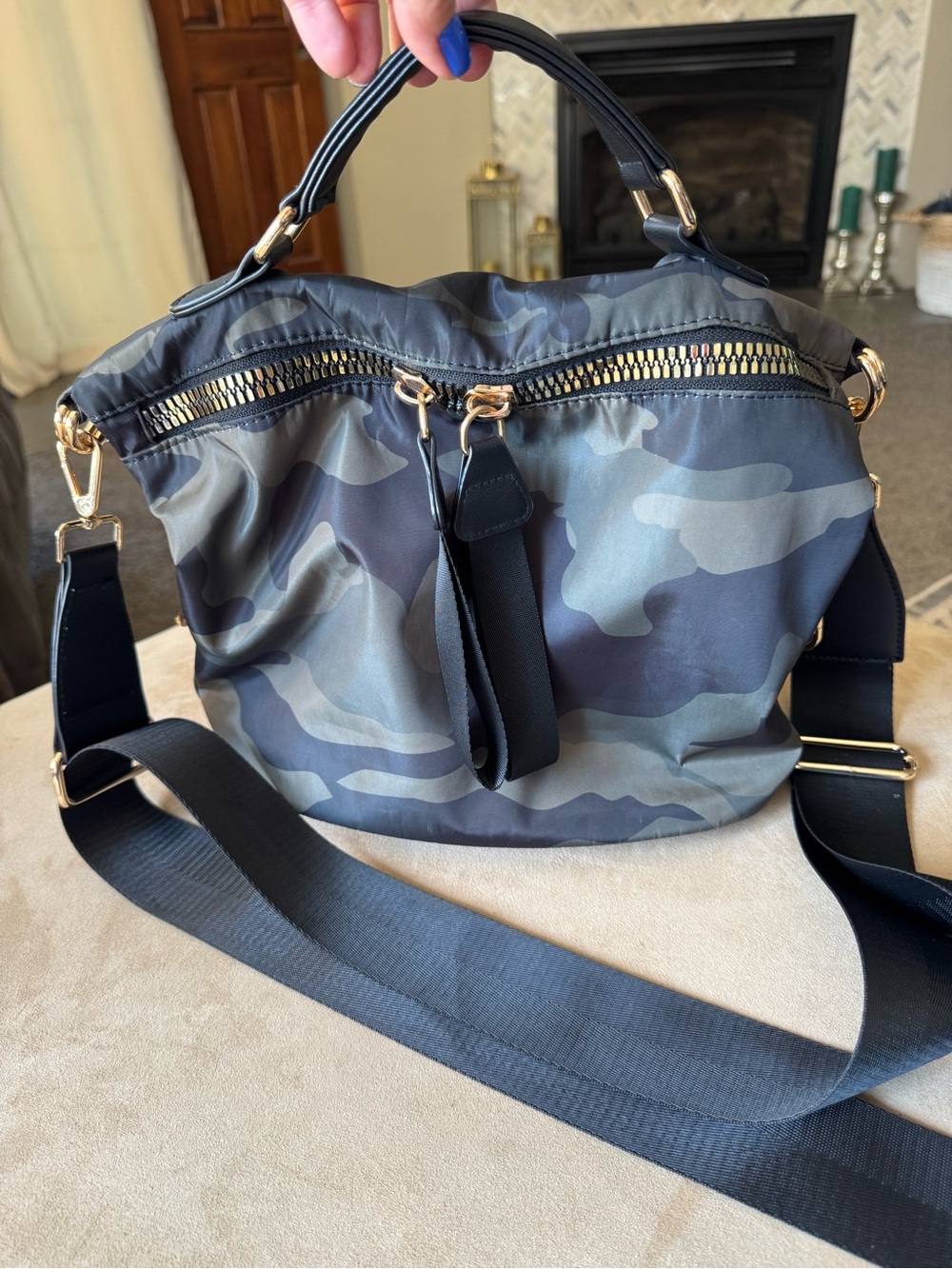 Camouflage Nylon Shoulder Bag - Black/Gray